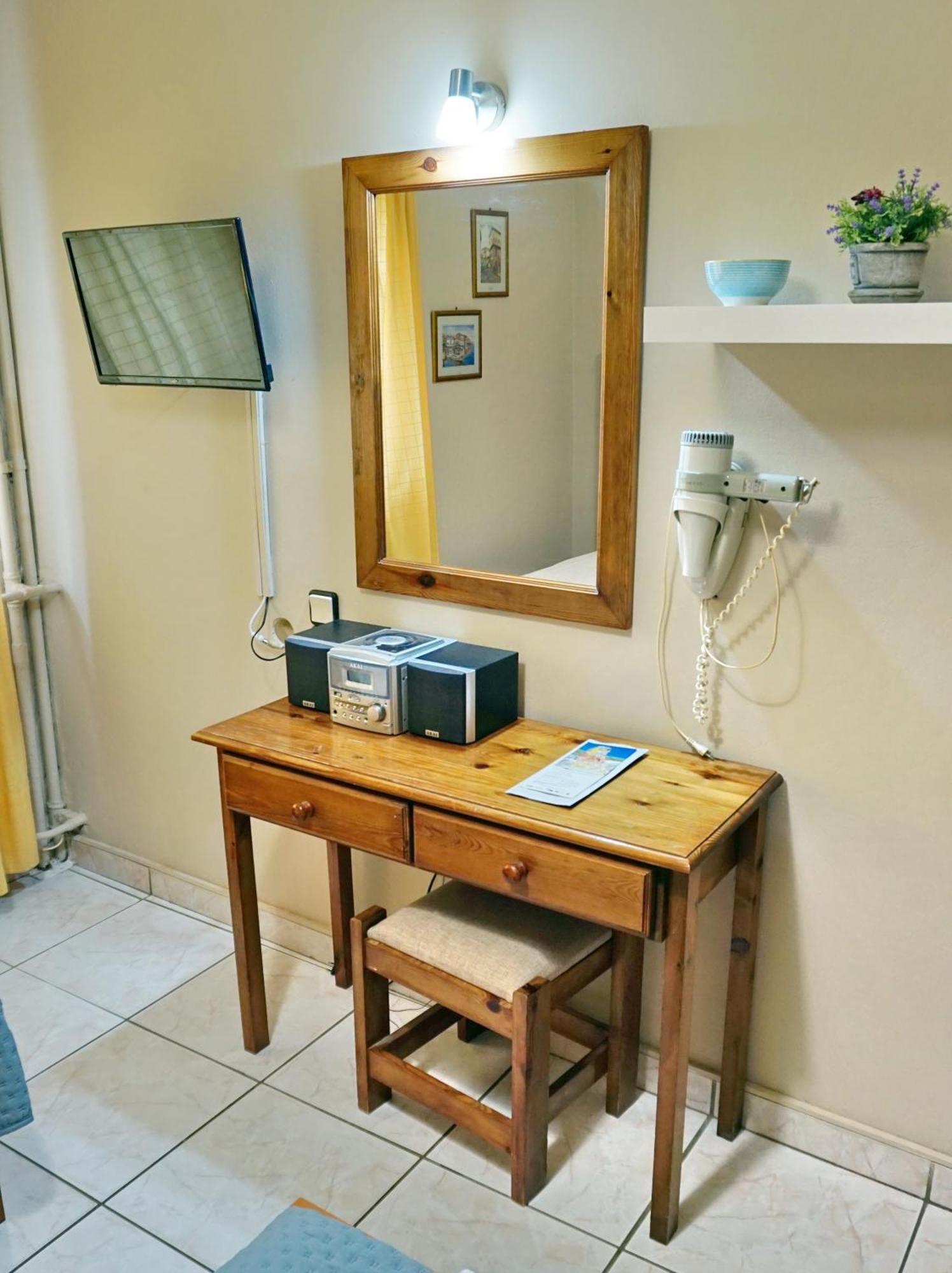 Mytilíni Sourada Studios מראה חיצוני תמונה